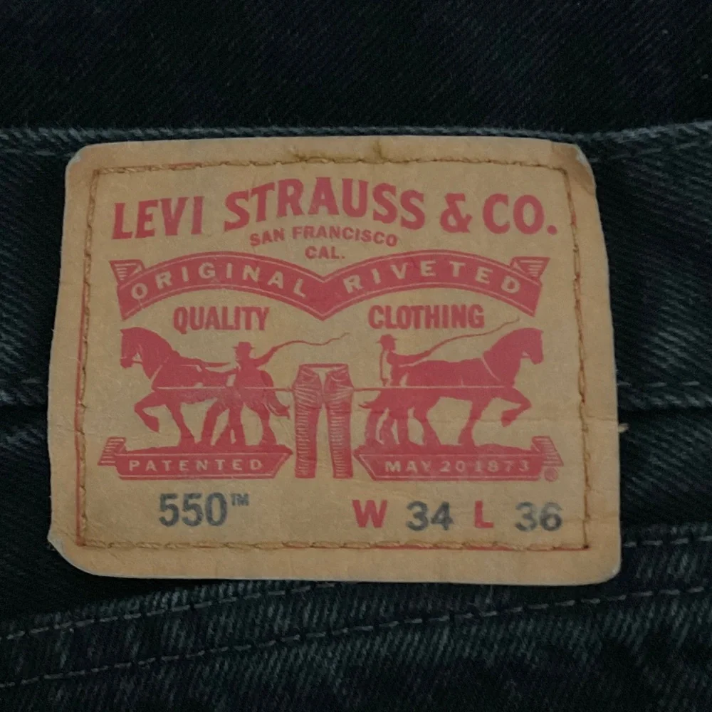 Levi's 550 Men's Straight Black Jeans